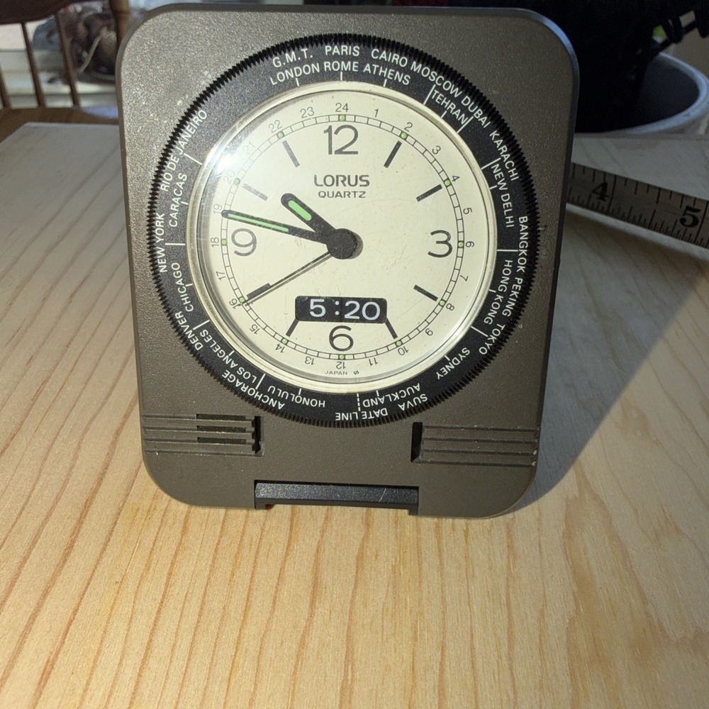 Vintage Lorus Quartz 24 WORLD TIME Travel Folding Clock Tochigi Tokei Co Singer